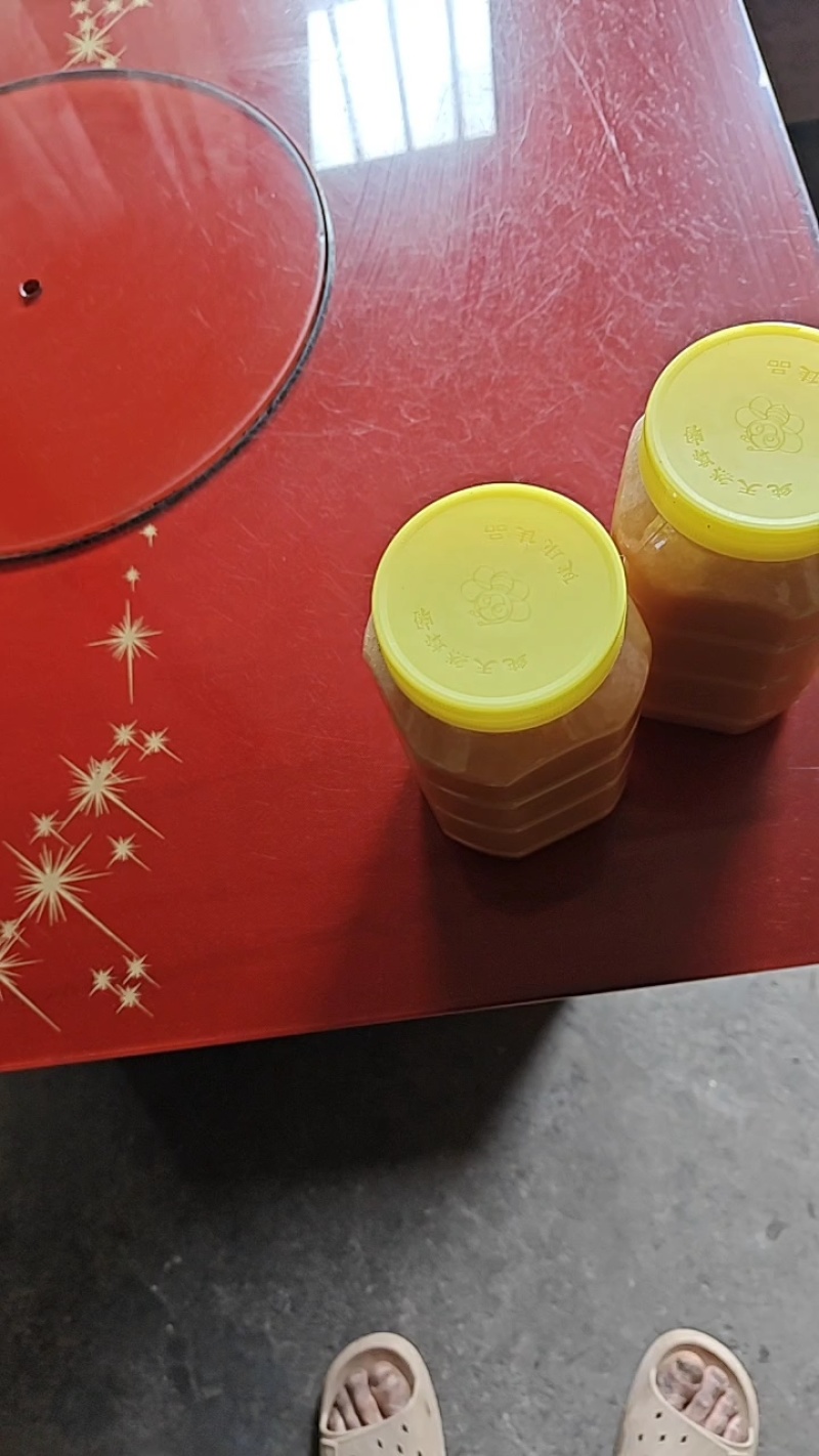 蜂蜜悬岩挂桶养殖