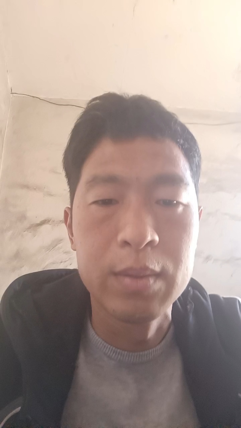 精品杭椒，大小杭椒都有，颜色绿，香辣，耐运输，按需分拣