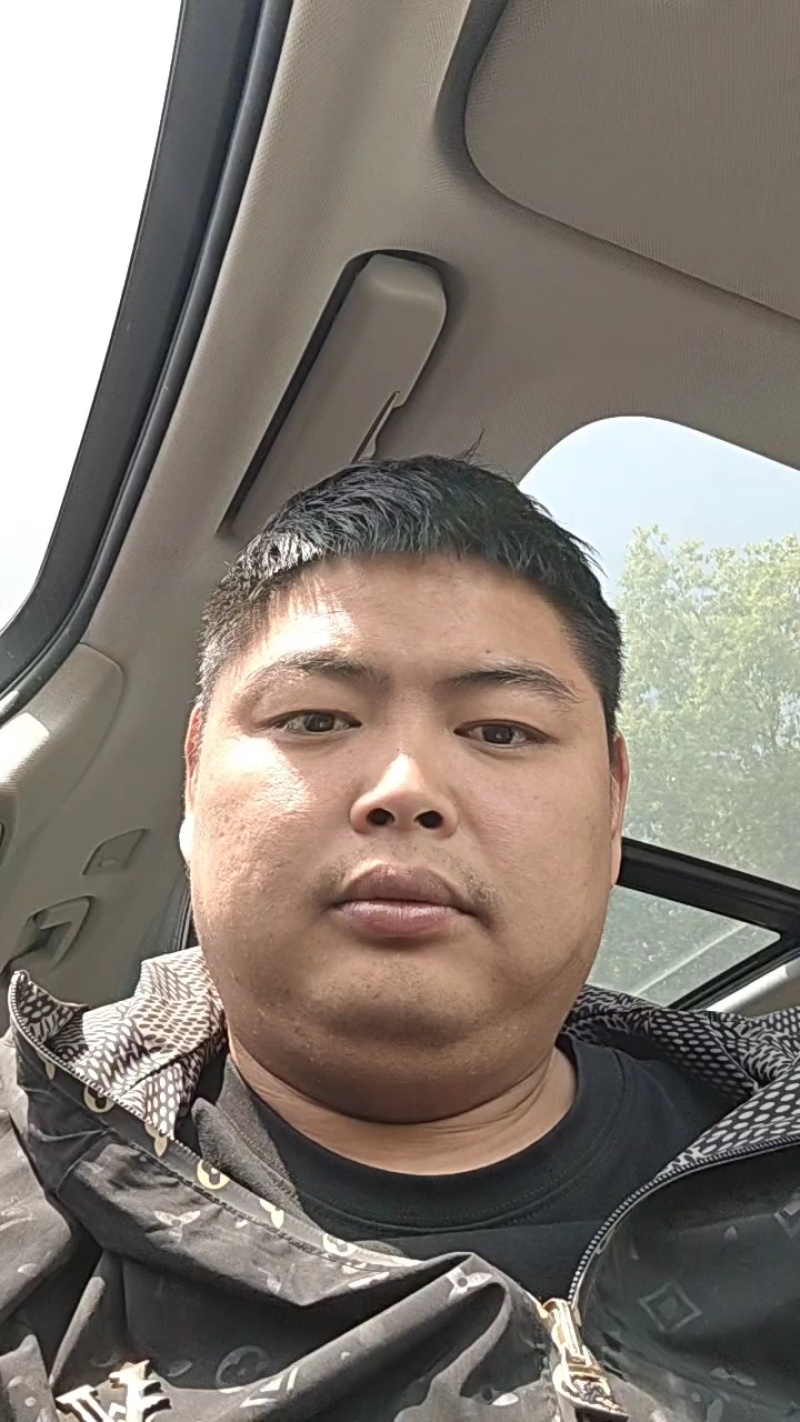 玉米秸秆青储饲料，大量供应货源充足，量大从优