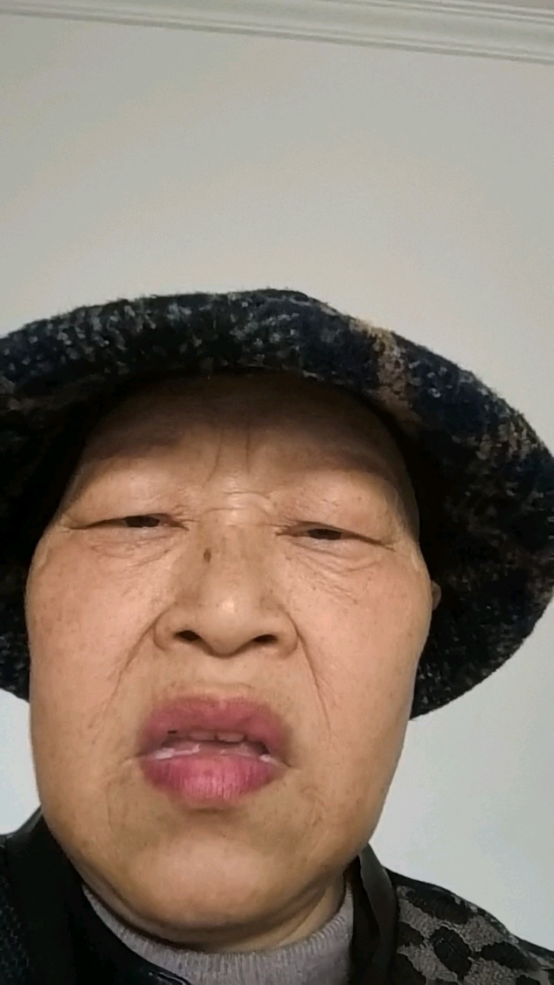 通草种植基地，通草两年苗f，根系发达，我活率高，死苗补，