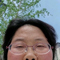 精品山西万荣纸加膜红富士苹果羊奶苹果产地直发香甜脆嫩