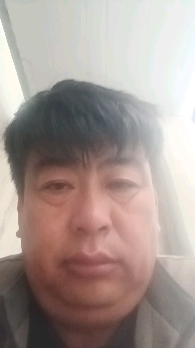 丰县白帽蒜苔大量上市