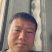 水果洋葱，带叶子的洋葱