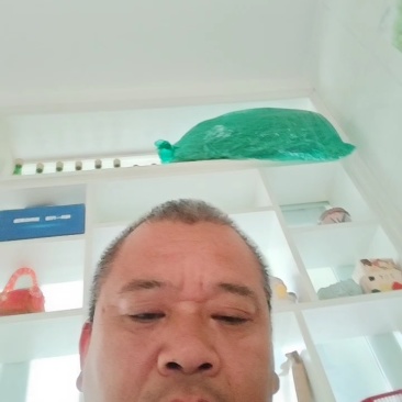 通许红帽蒜苔品质好，专业装车工，一流服务诚信经营欢迎合作