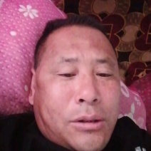 山东大黄姜小黄姜供应四两以上带土洗姜货源充足以质论价
