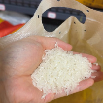 龙凤山核心产区种植五常大米，口感软糯筋香甜
