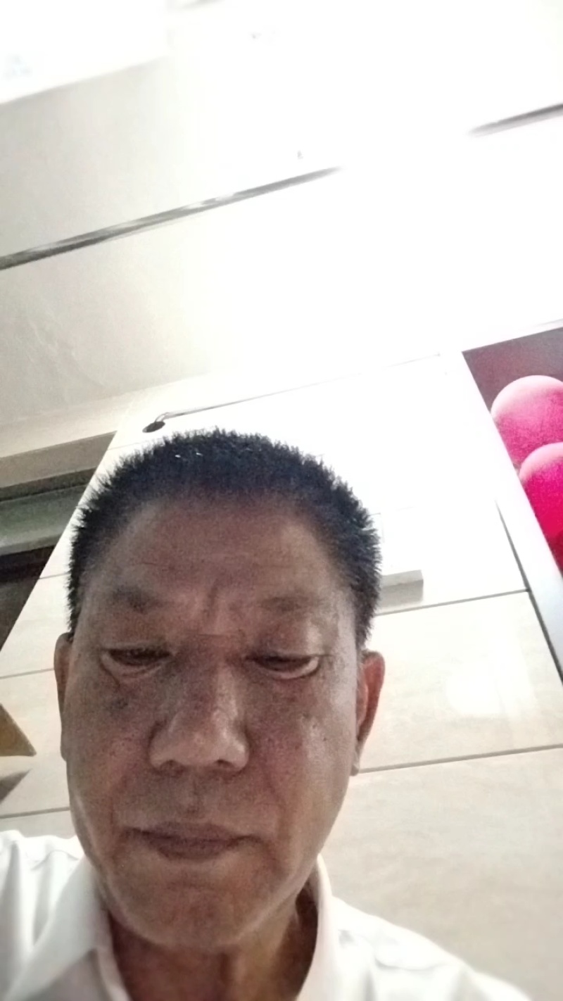木姜子山苍籽秋后熟够籽去皮山苍籽，
