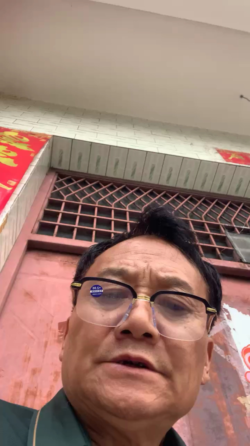 热卖茄子长茄紫色长茄基地直发价格实惠欢迎老板联系