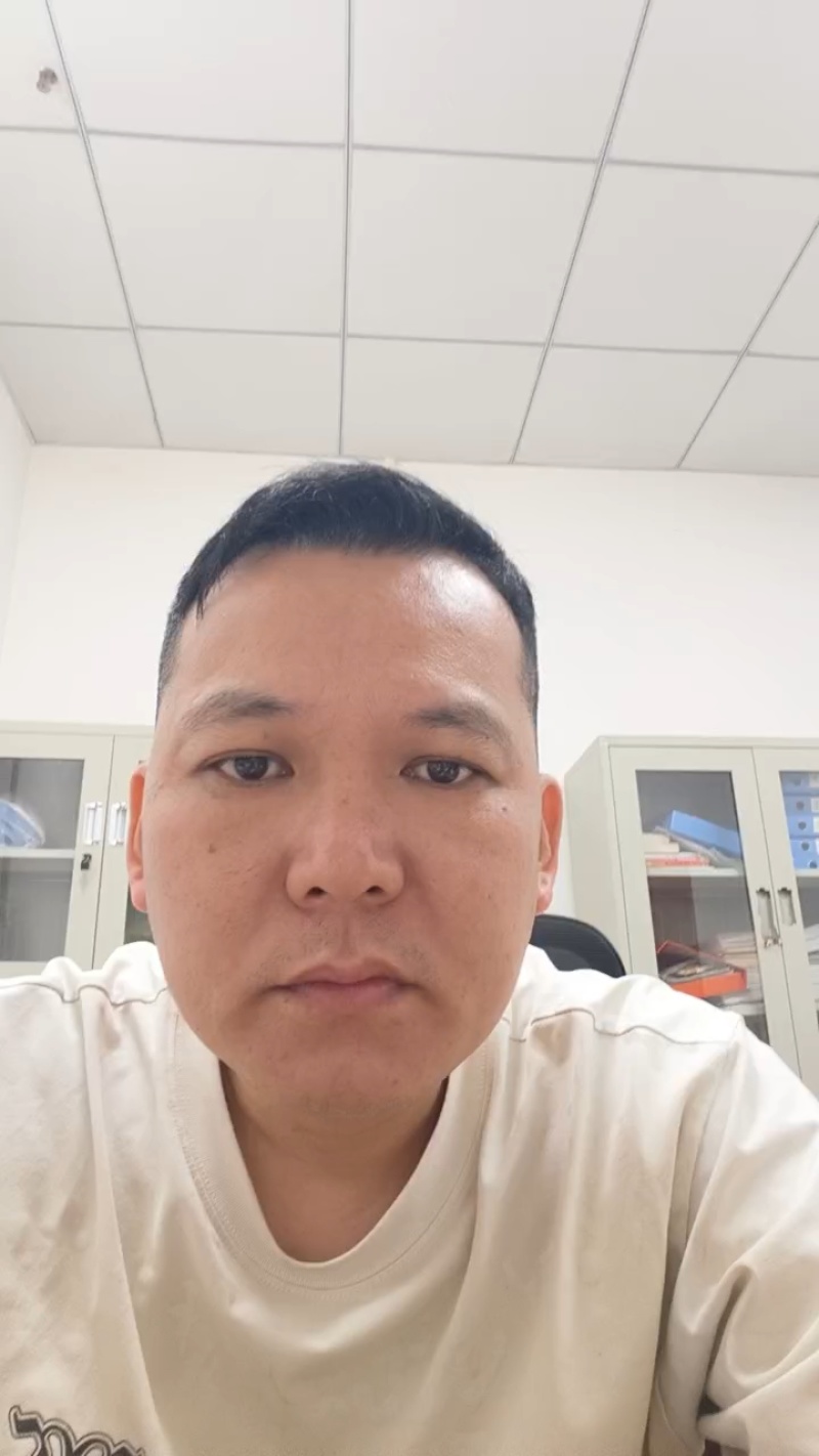 肇庆土茯苓，白肉粉质不变色，长期有货，广东本地土茯苓。
