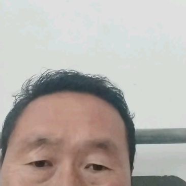 东方蜜1号甜瓜3斤以上的精品，还有二斤以下的次瓜。