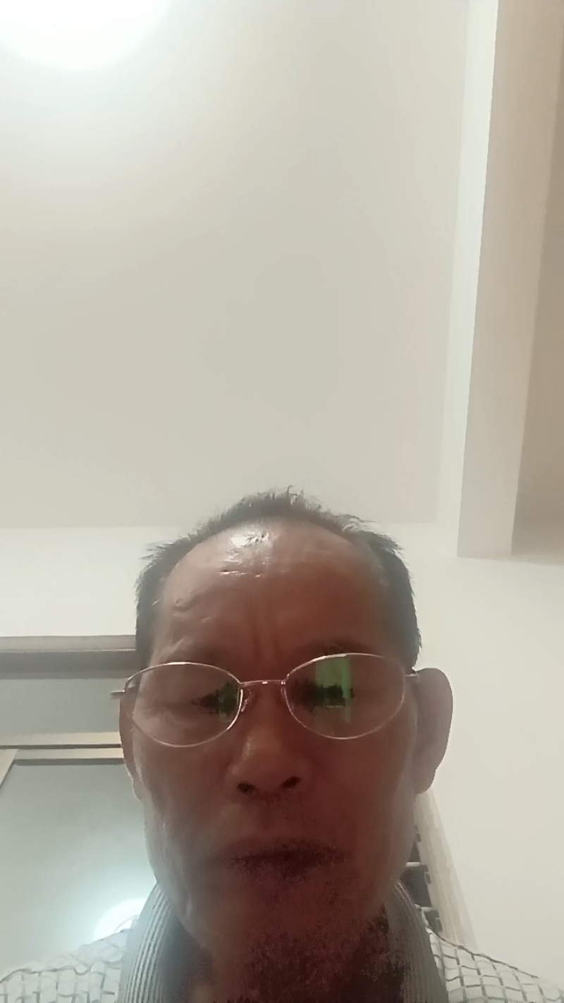 卖荔技。广东省茂名市电白区荔技皮薄肉厚汁多核小清甜可口