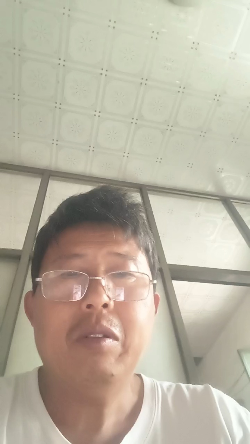 法师多肉基地直销欧版紫羊绒基地批发，可混批。