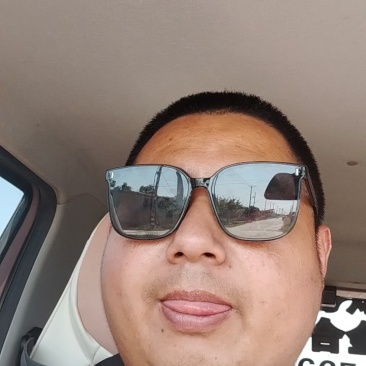 礼品小糖丸西瓜，手撕薄皮小西瓜，精品小吊瓜，大量供应