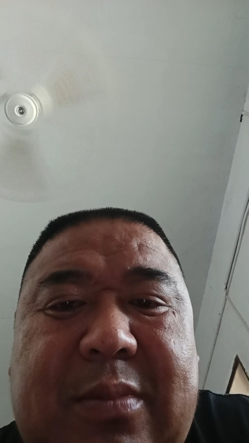 西瓜红！基地直供！货源充足！精品包装！质优价廉，对接商超