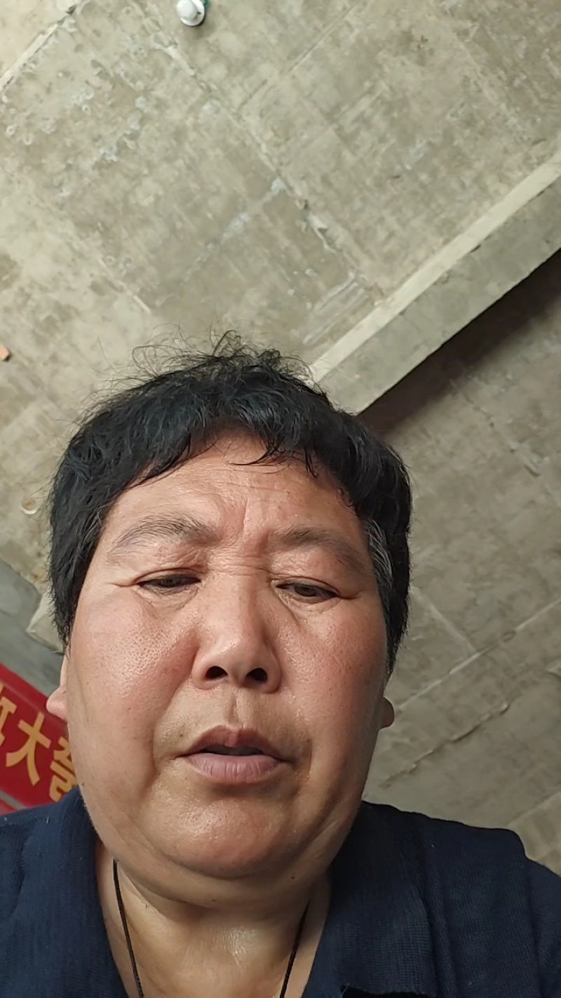 河南黄皮洋葱，货源充足质量保证当季新货上市，个头均匀