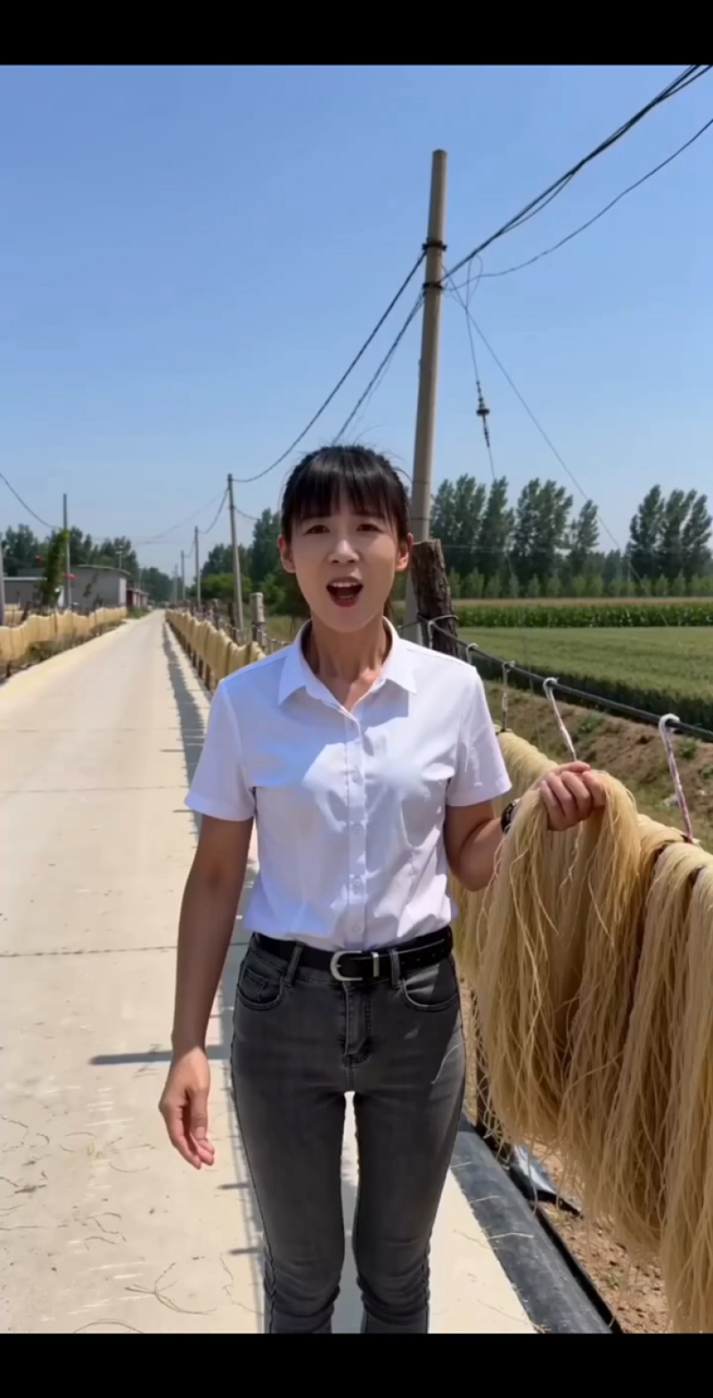 山东省济宁市嘉祥县粉条生产基地，抽空红薯粉条，大量批发