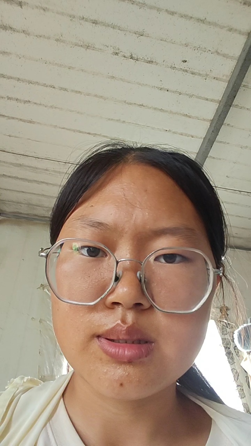 阳光玫瑰晴王葡萄精品大果原产地直销，主打性价比高