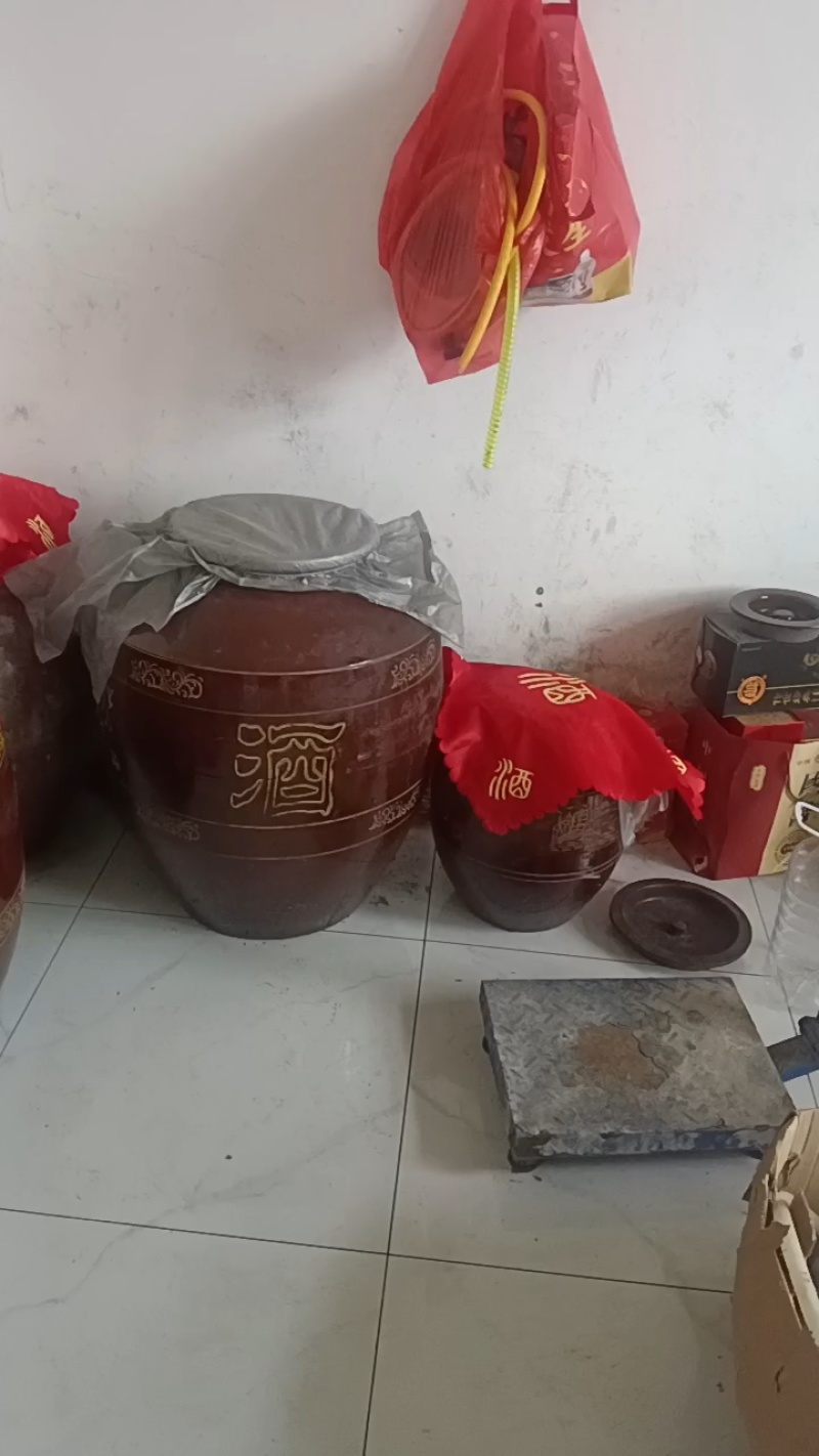 纯粮食酒，好喝不上头，味道纯正