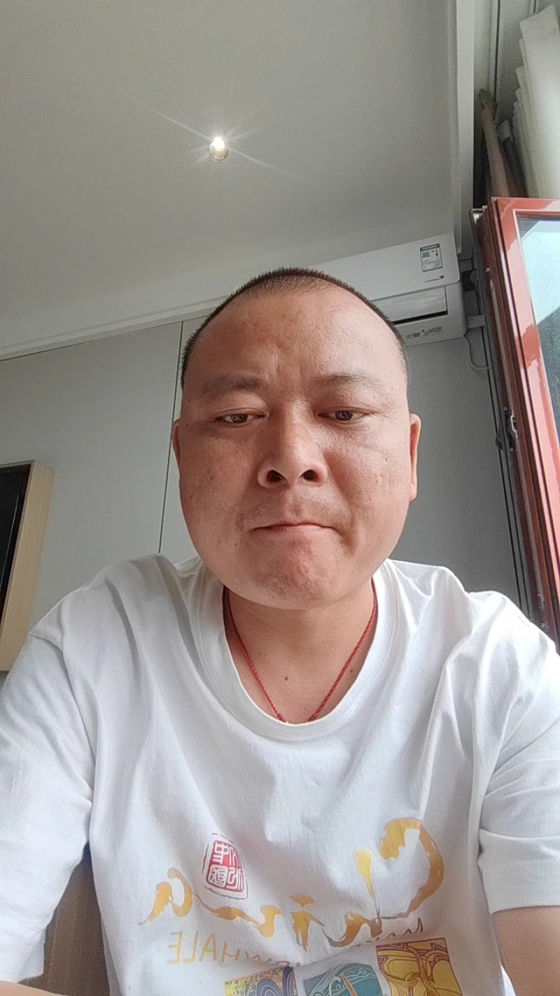 金城五号西瓜，湖北西瓜，皮薄肉红，一手货源，地头发货