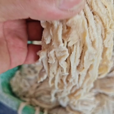 猪肠衣中长把，细五路32/34，做风干，烤肠，儿童肠等