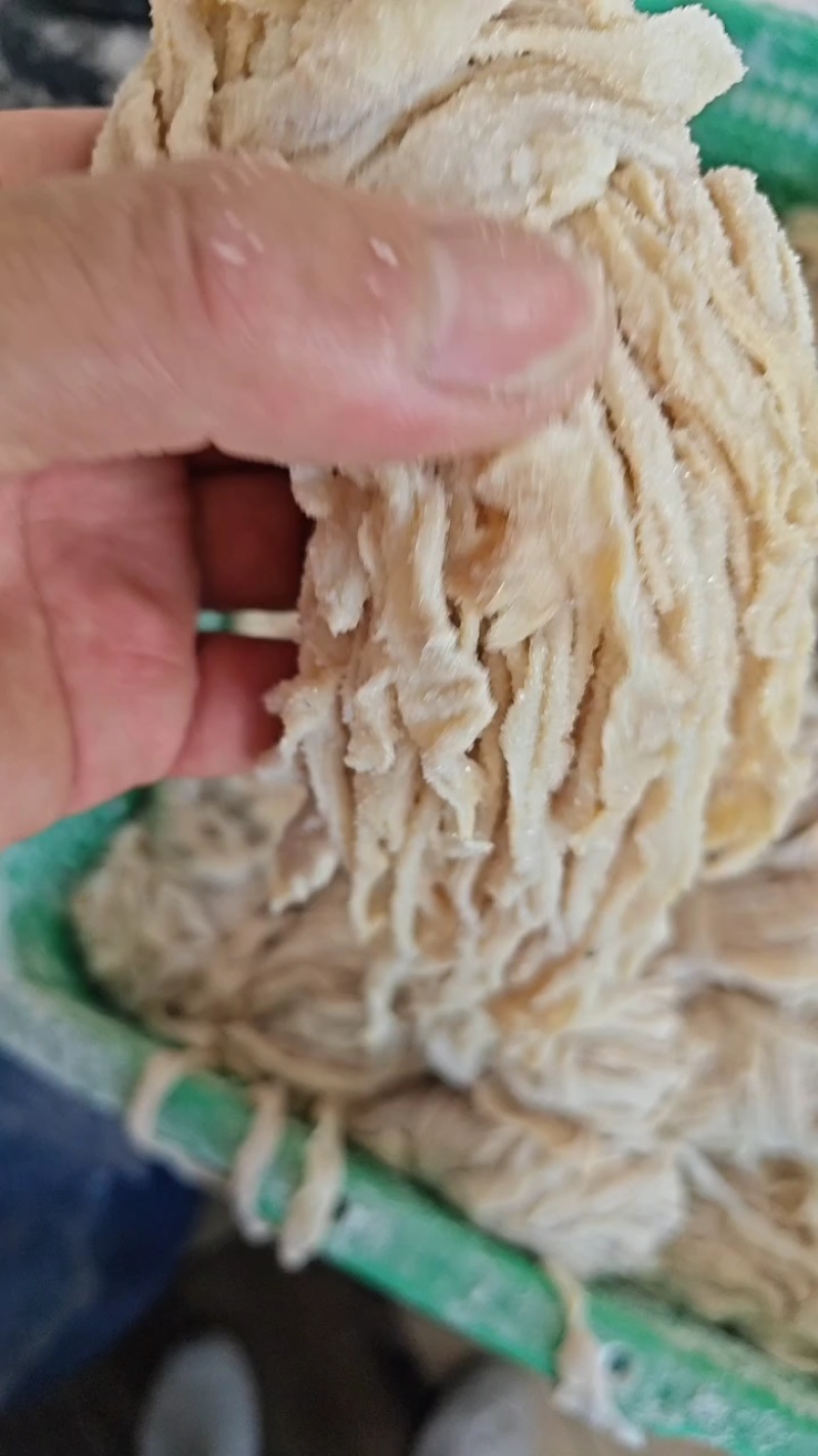 猪肠衣中长把，细五路32/34，做风干，烤肠，儿童肠等