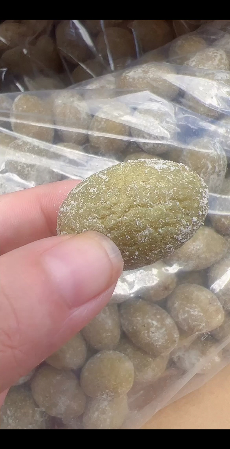 咸橄榄地摊电商批发特色咸橄榄糖果蜜饯果干干果