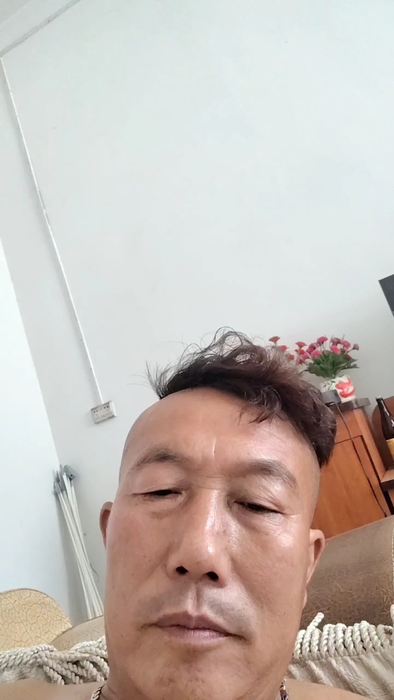 （优质甘蓝）大铁头，夏阳白饺子厂市场货，电商货，颜色好