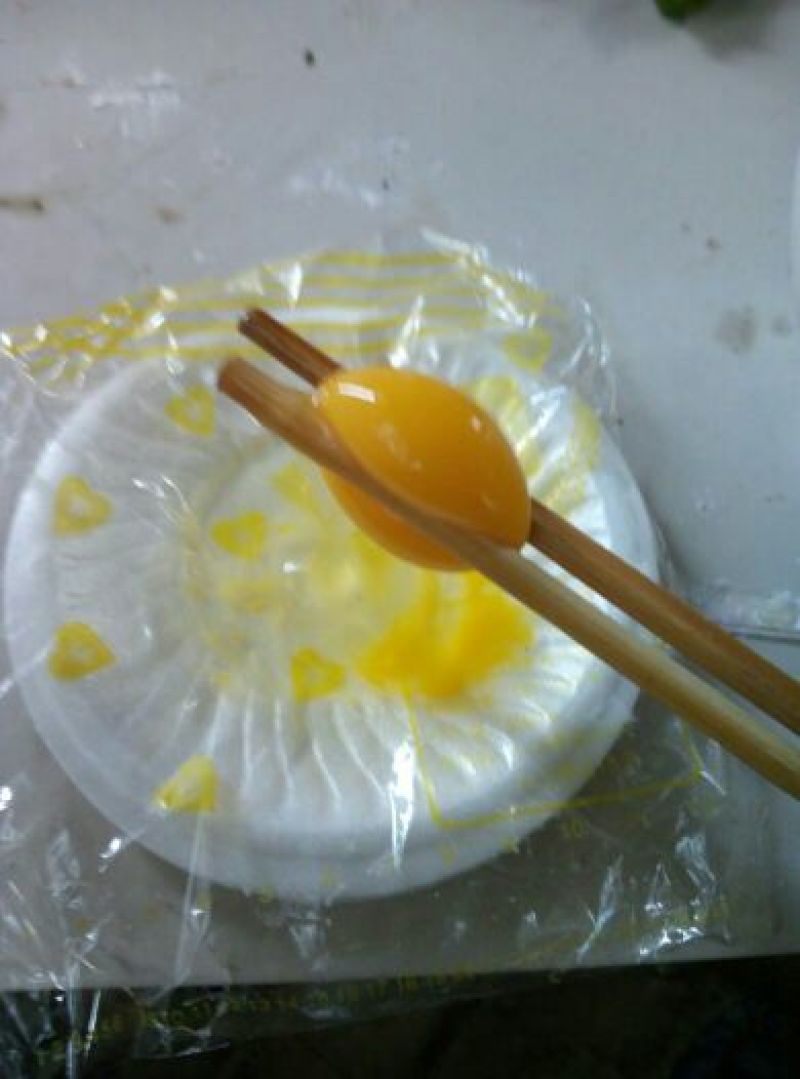 土鸡蛋食用50g以下