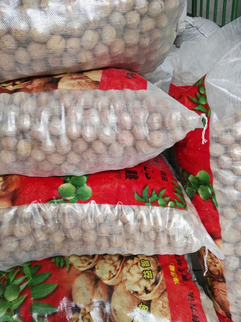 核桃去皮