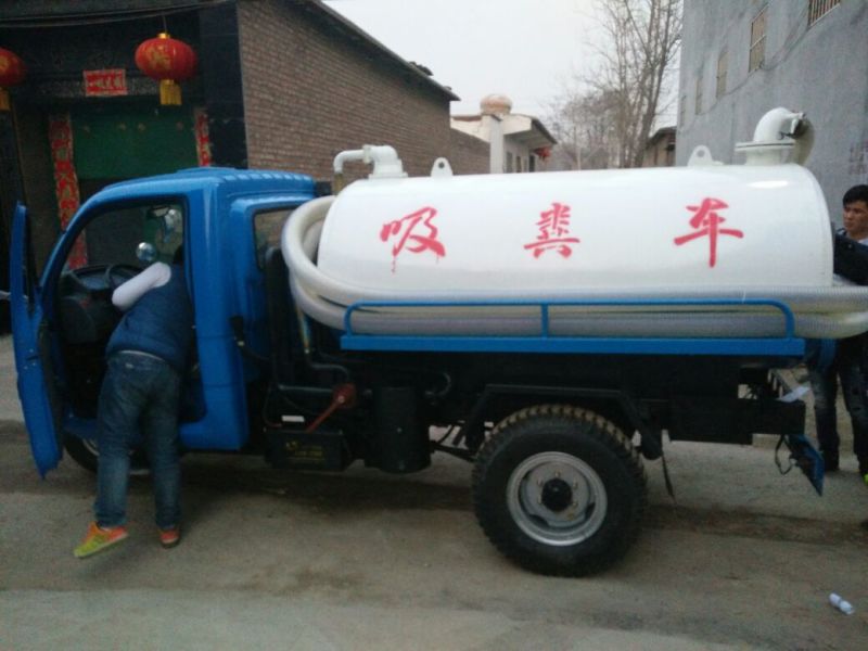 吸粪车