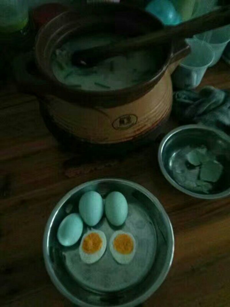 绿壳鸡蛋食用50g以下