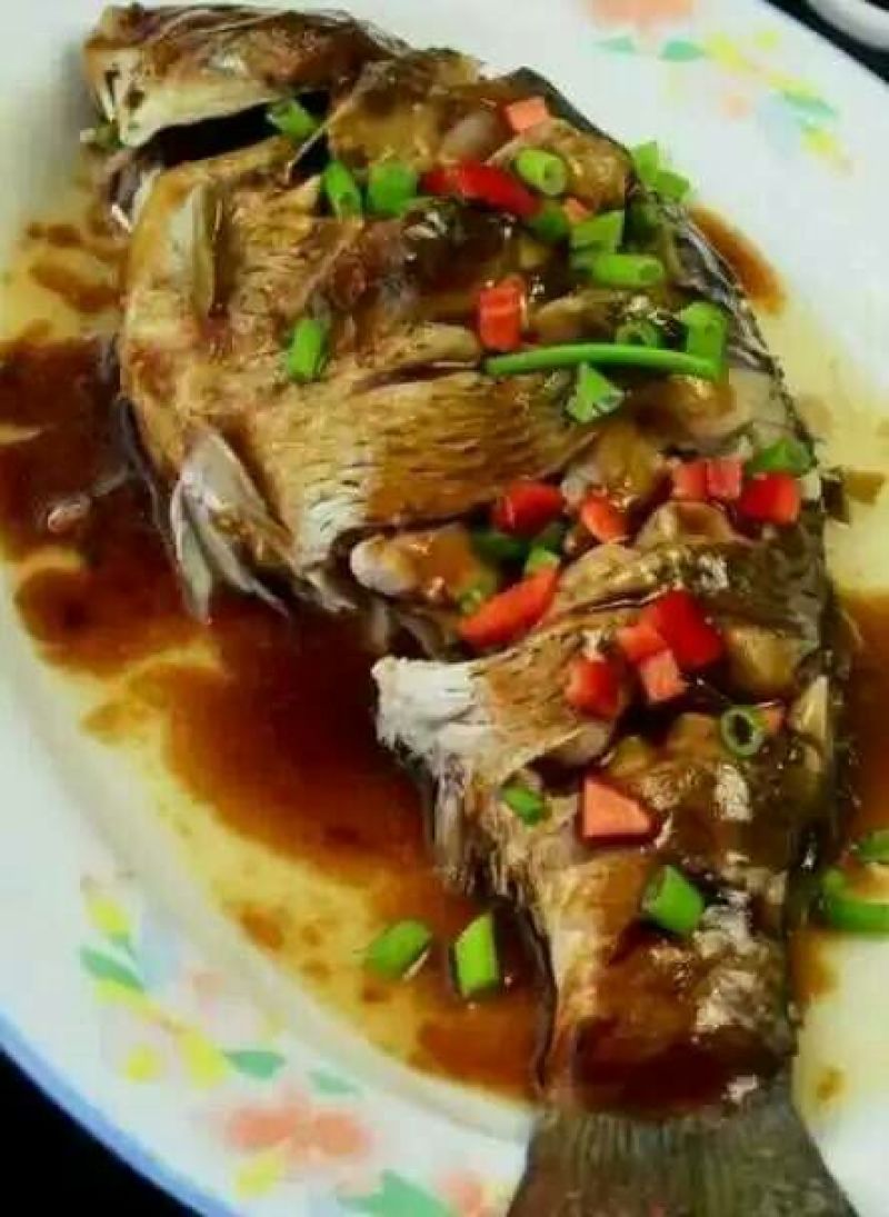 鲤鱼食用2~3公斤