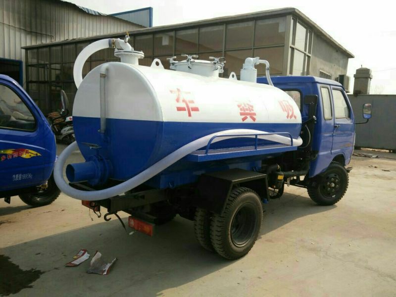 吸粪车
