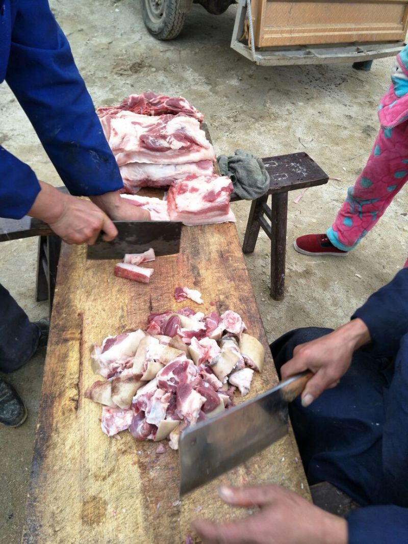 黑猪肉食用后腿肉未加工
