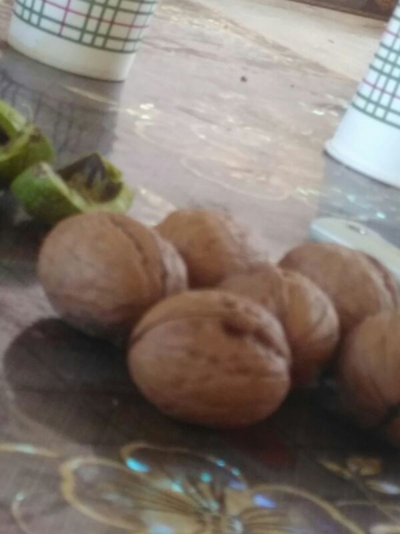 核桃去皮