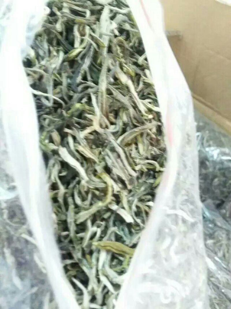 月光白