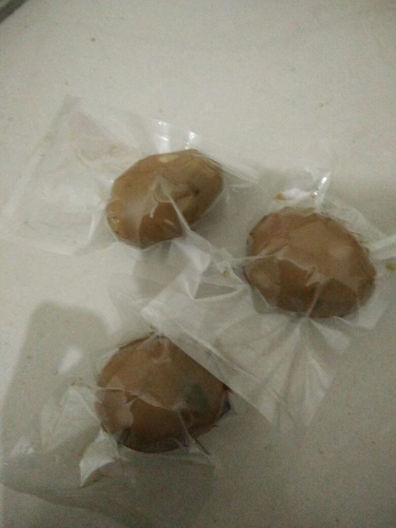 卤蛋