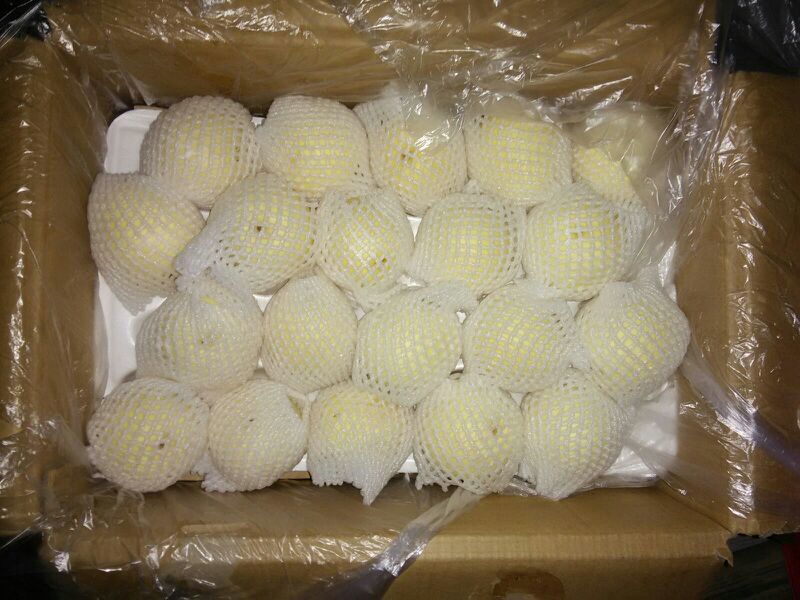 皇冠梨250~300g纸箱
