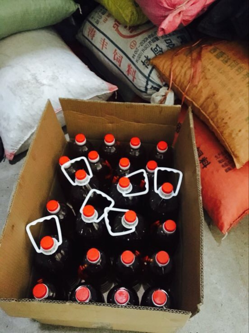 精选优质茶树油，自产自销，欢迎全国各地老板咨询量大从优