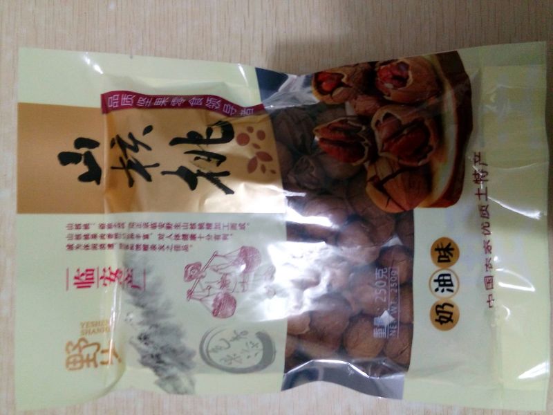 山核桃去皮干