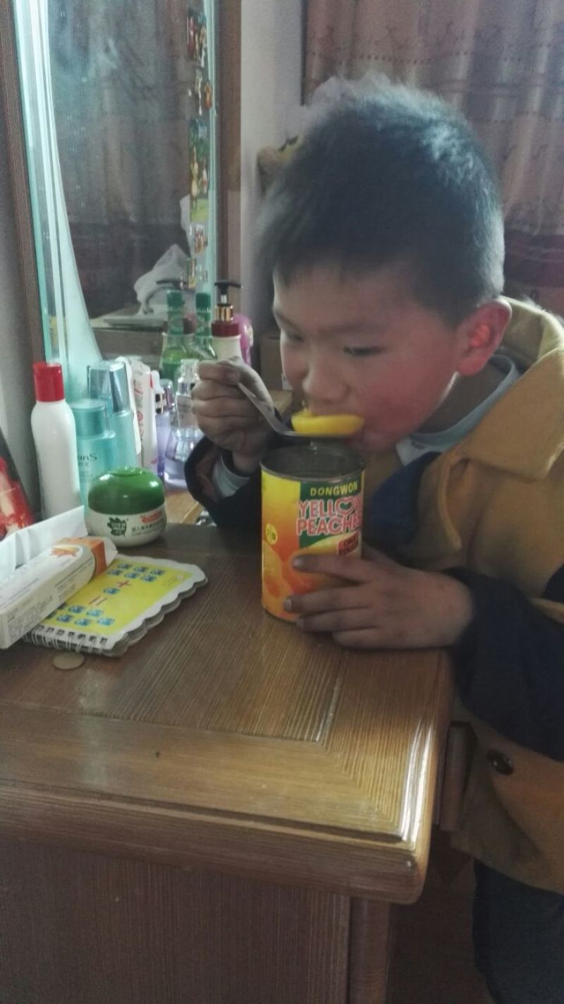黄桃罐头
