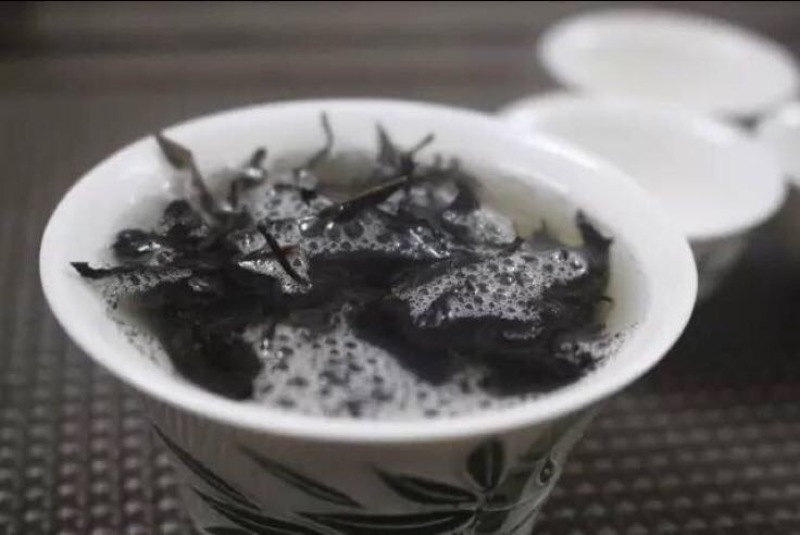 乌龙红茶