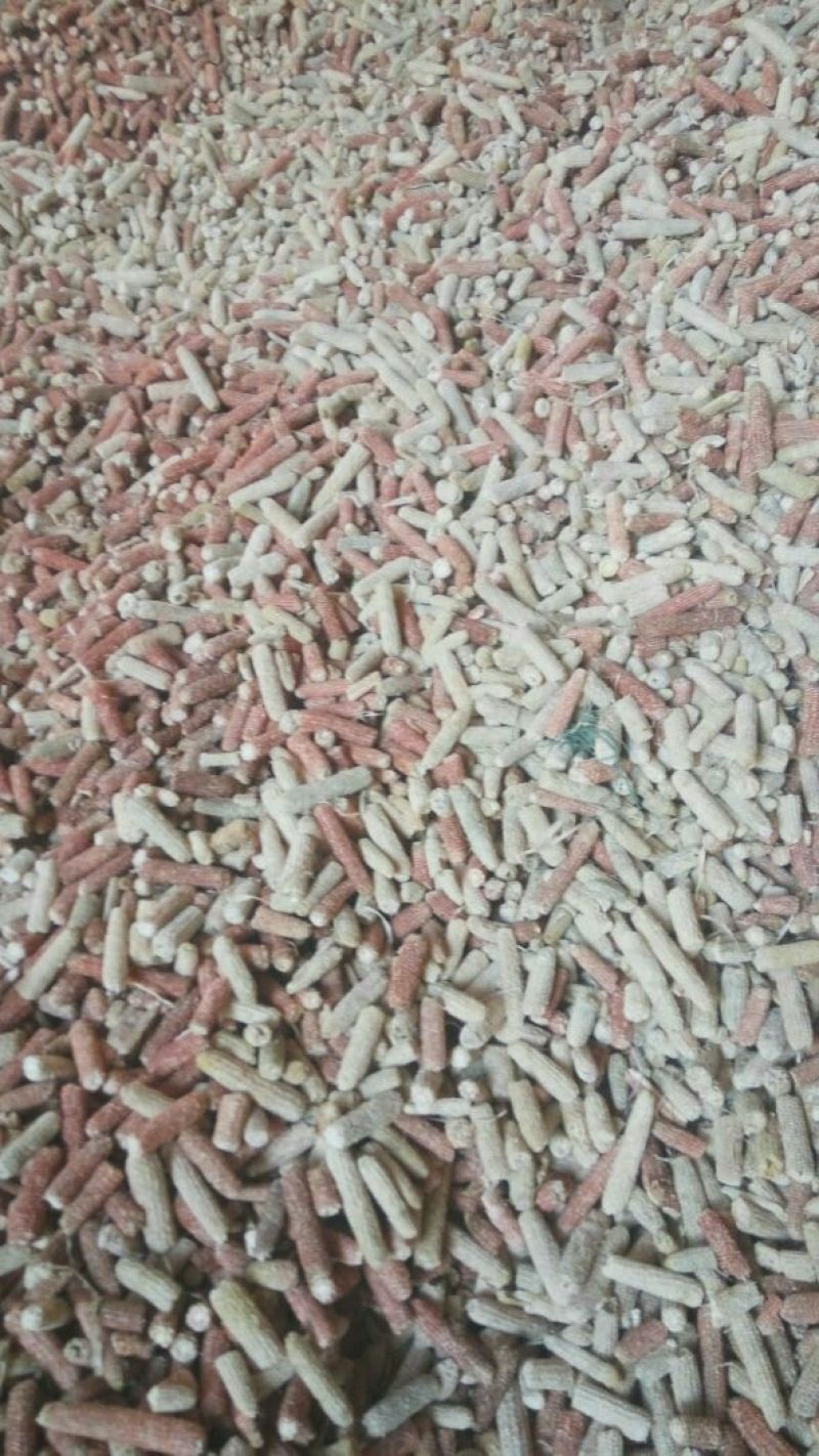 玉米芯颗粒压缩包大棚储存