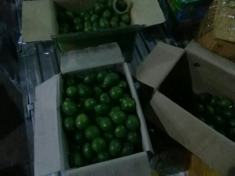 香水柠檬皮厚香味十足，皮薄多汁