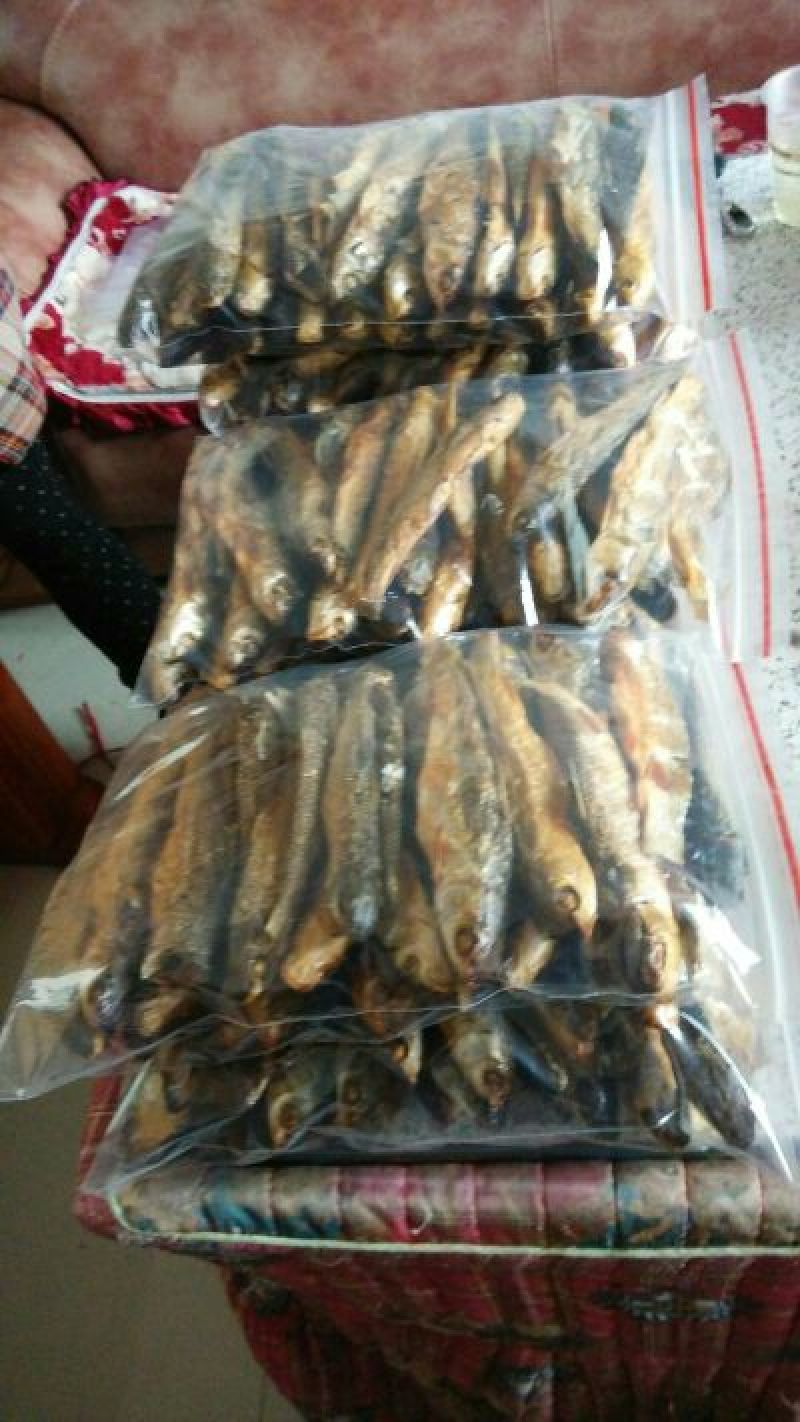 东江湖火焙鱼稻谷香味