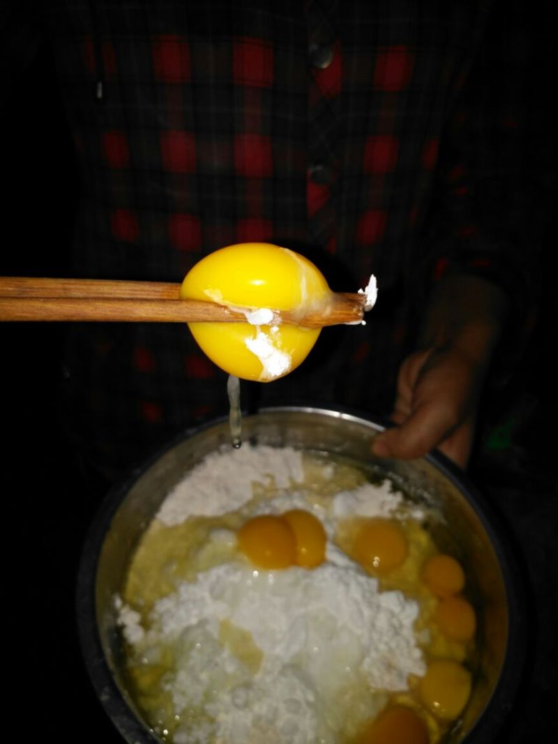 绿壳鸡蛋食用50g以下