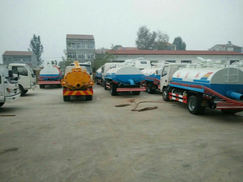 吸污车