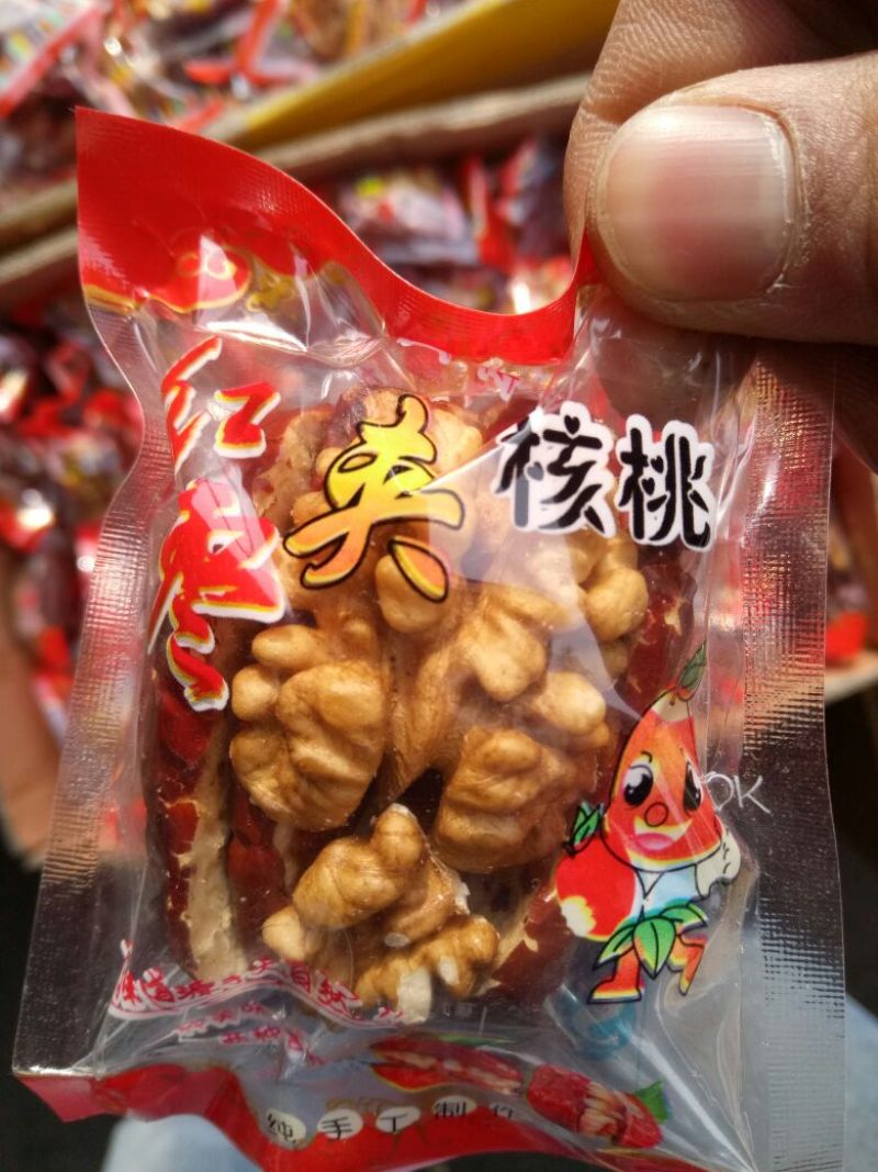 枣夹核桃特级枣+白核桃仁+葡萄干新品精品