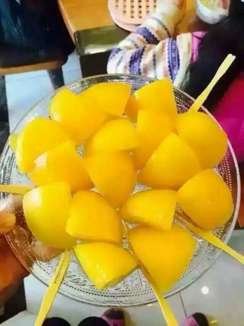 黄桃罐头