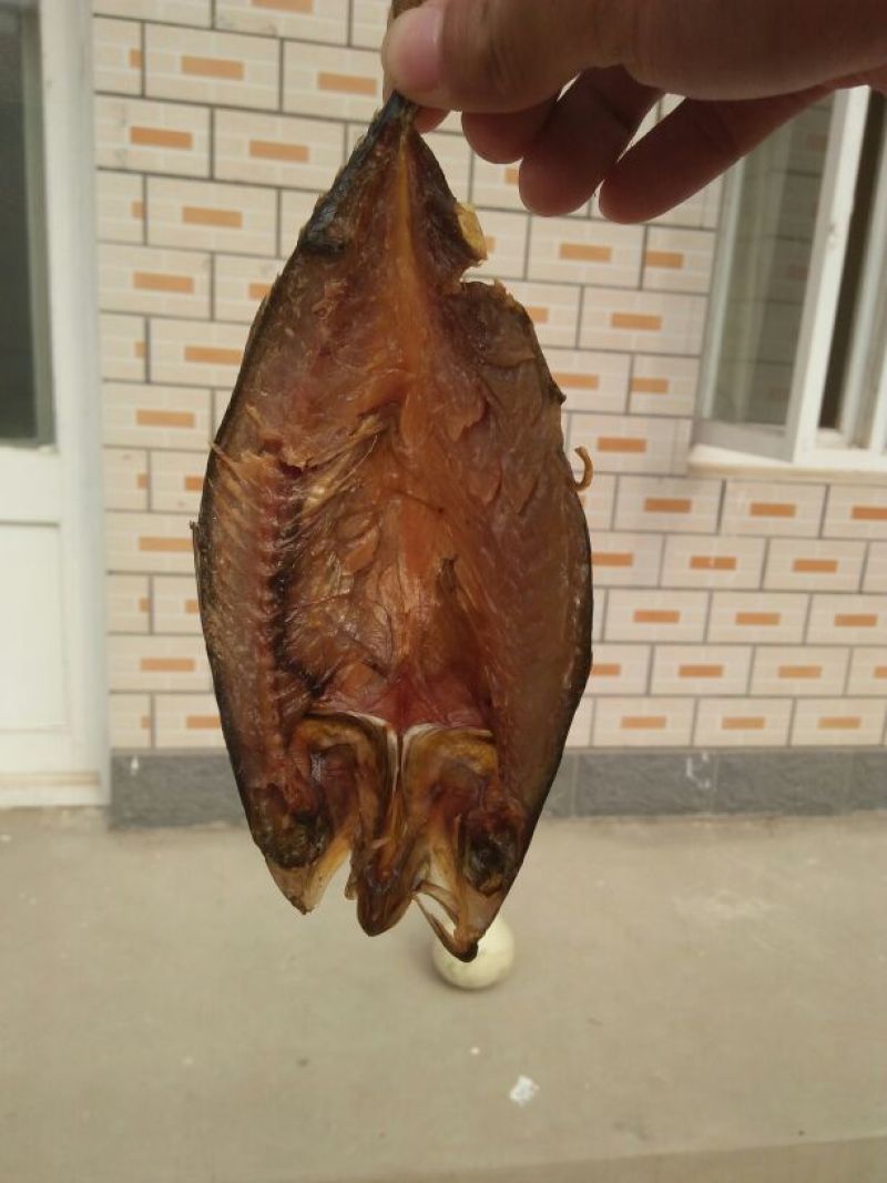 鱼干日晒鱼干